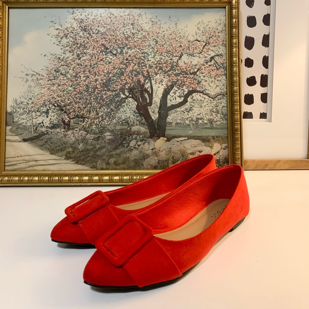NEW Bamboo Red Suede Flats